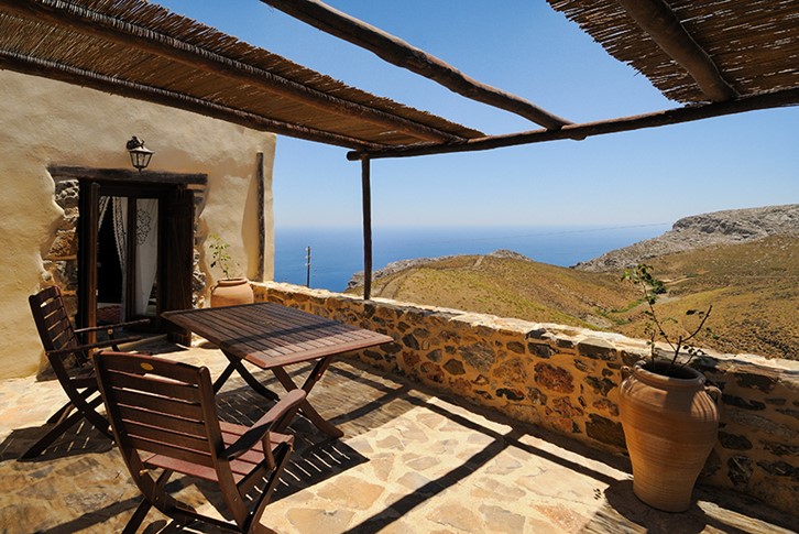 House in split levels with two bedrooms