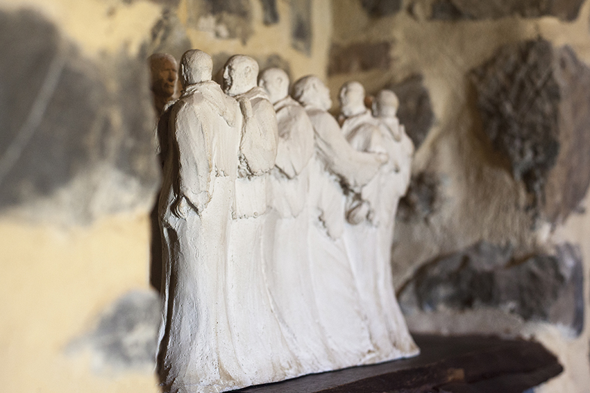 Maison de trois pièces avec deux chambres à coucher sur deux étages