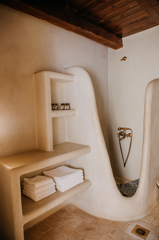 Maison de trois pièces avec deux chambres à coucher sur deux étages