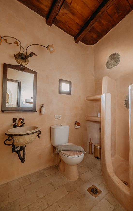 Maison de deux pièces avec une chambre à coucher