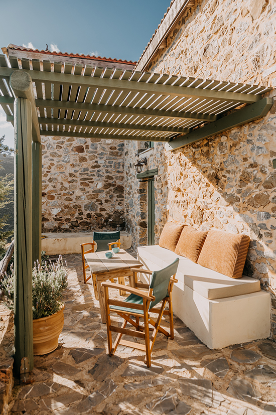 Maison de deux pièces avec une chambre à coucher